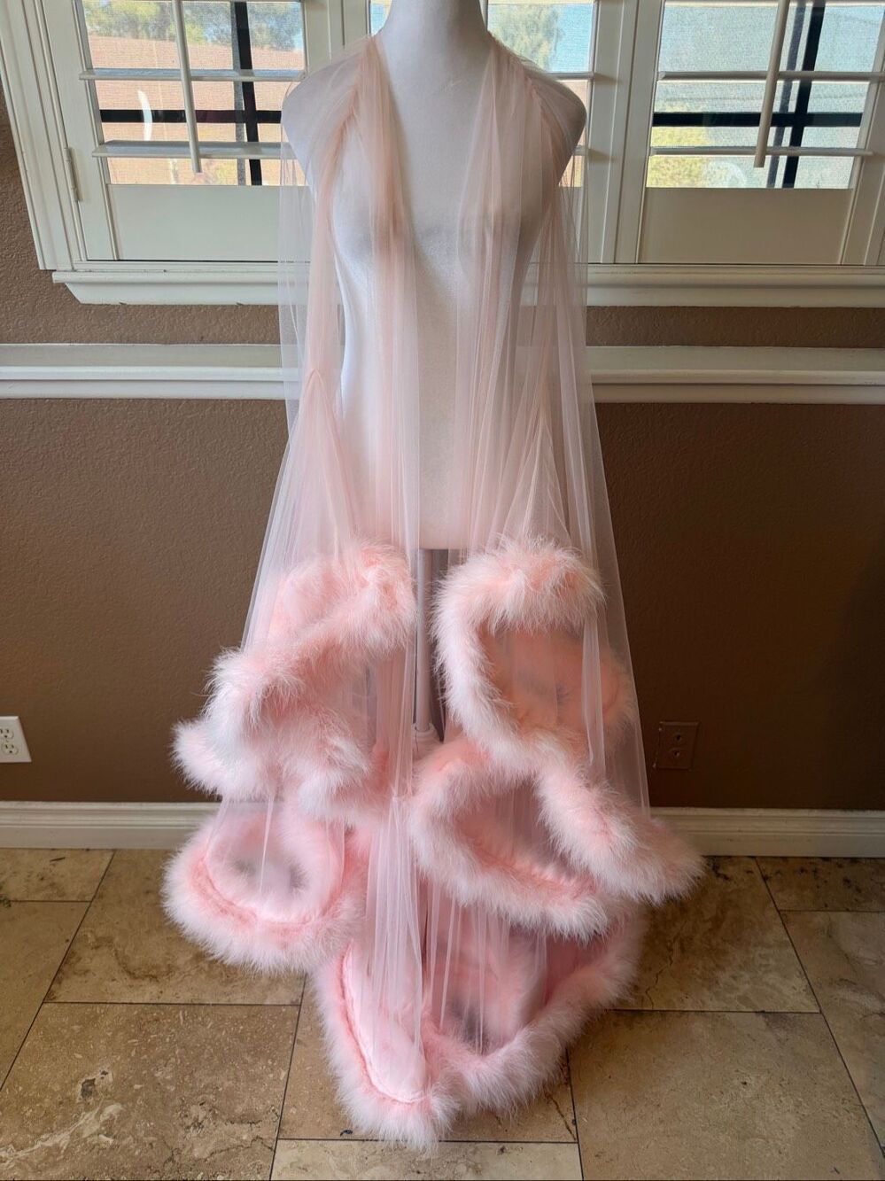 Pink Sheer Feather Trim Romantic Robe Peignoir Soft Girl Coquette Feminine Sz S